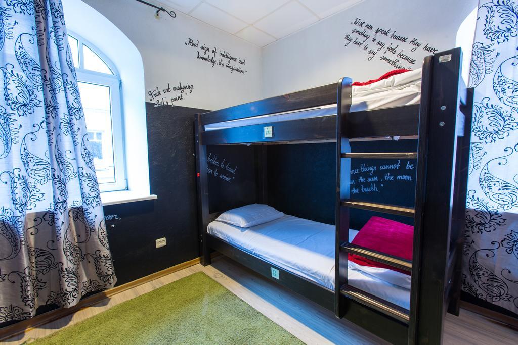 The Monk'S Bunk Hostel Tallinn Szoba fotó