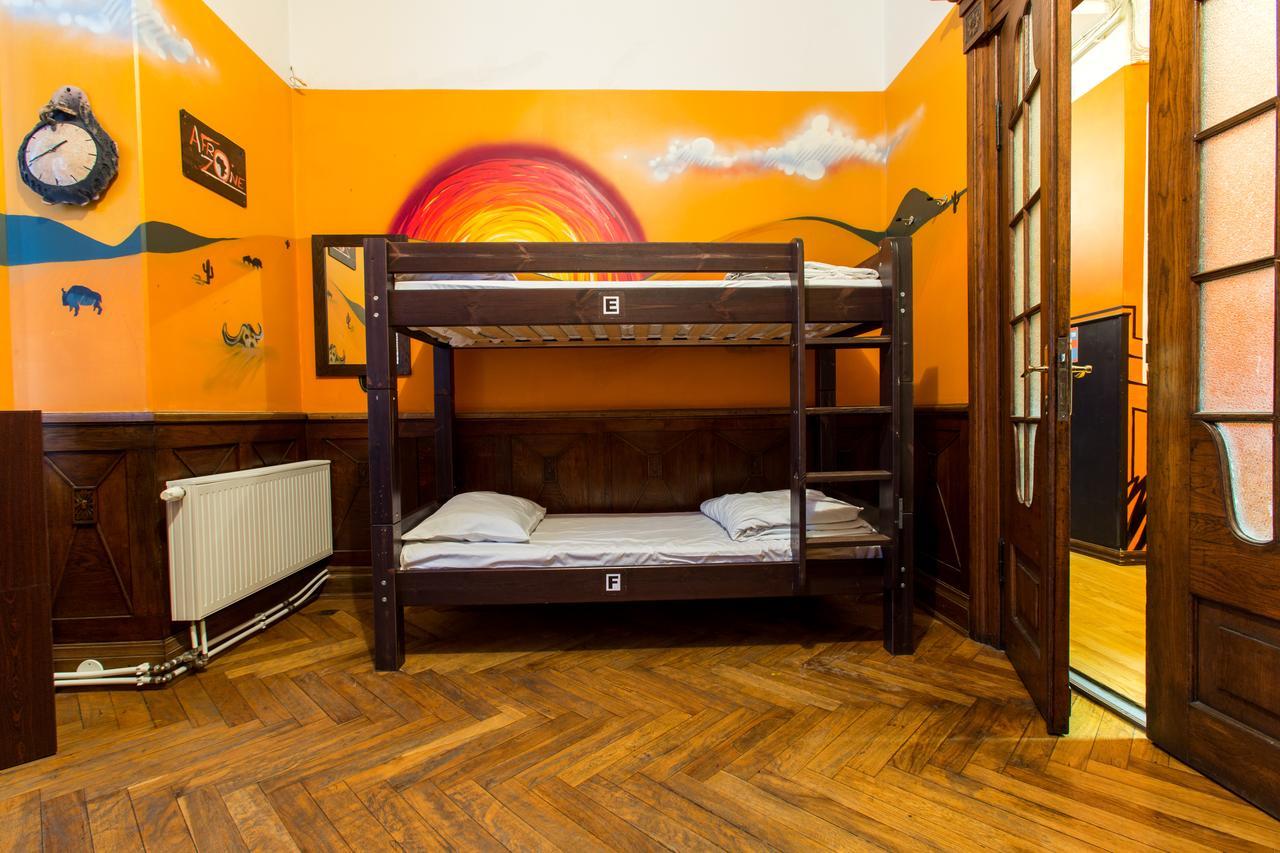 The Monk'S Bunk Hostel Tallinn Szoba fotó