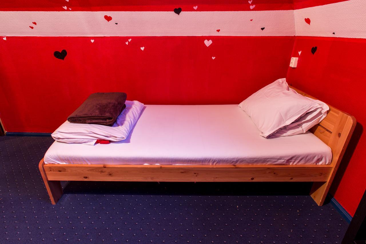 The Monk'S Bunk Hostel Tallinn Szoba fotó